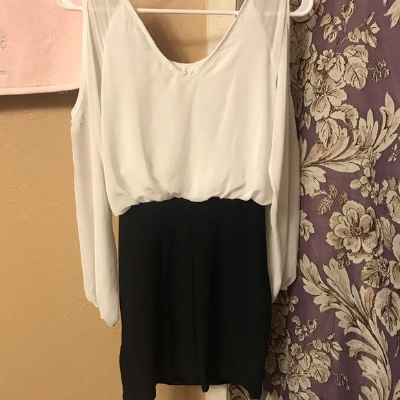 Dress - Picture 2 of 3